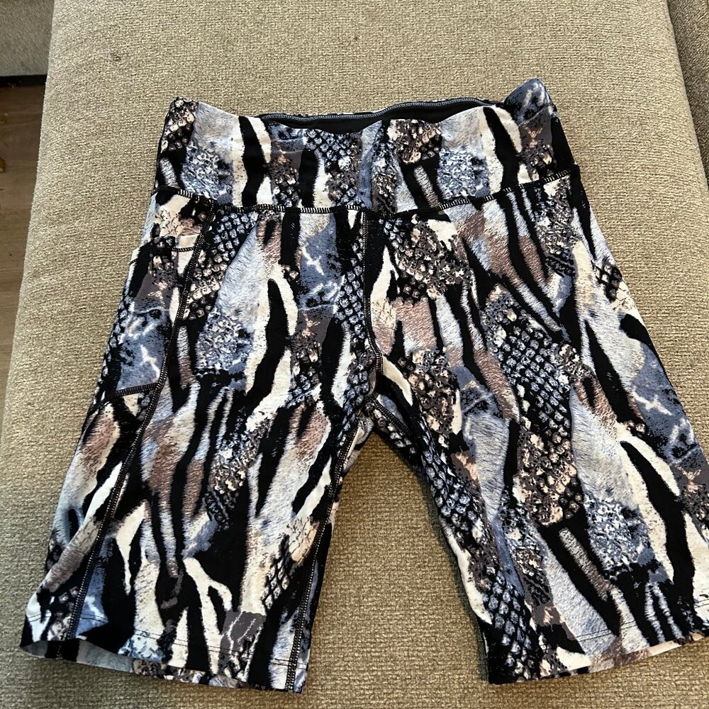 Calvin Klein Women's High Rise Fashion Bike Shorts.